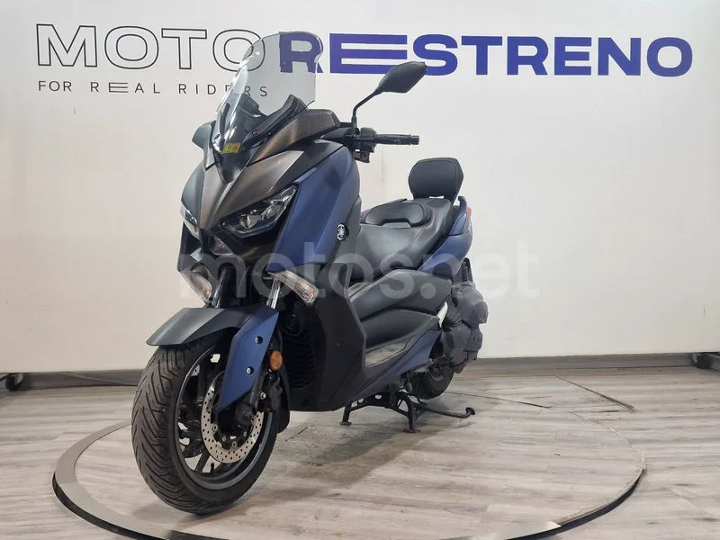 Yamaha XMAX 400 4750 € 2018 Alicante - 1