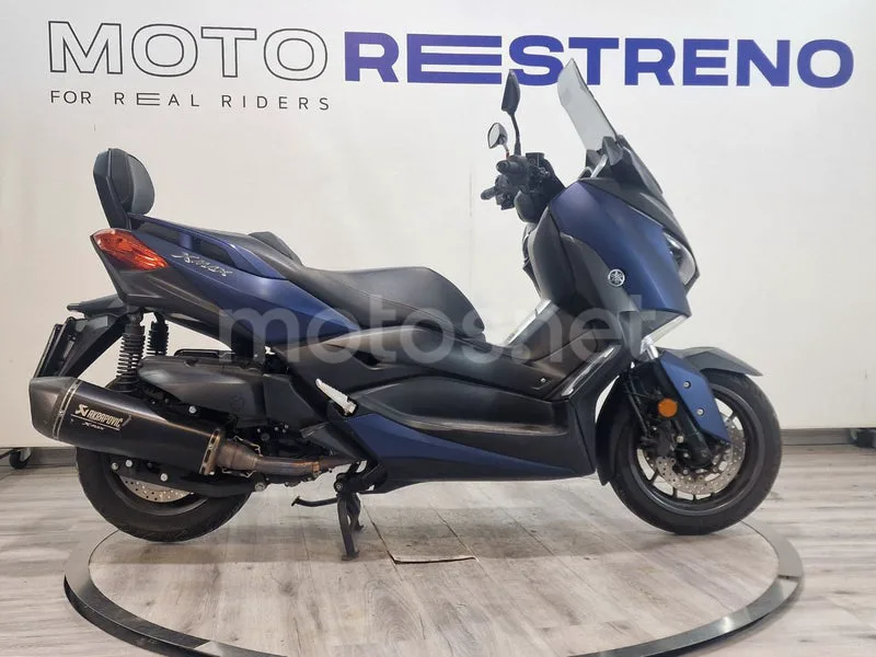 Yamaha XMAX 400 - Vista 6