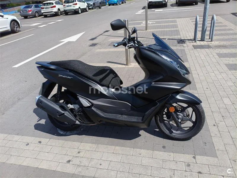 Honda PCX125 2690 € 2023 Asturias - 1