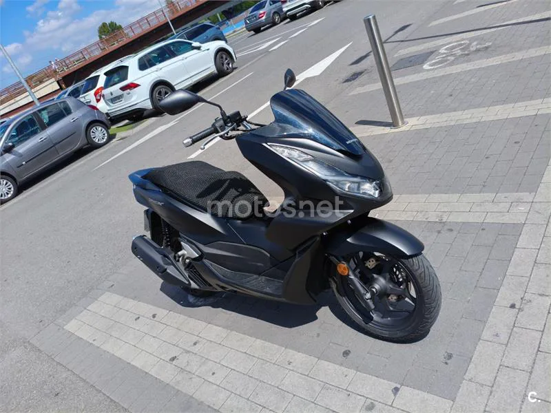 Honda PCX125 - Vista 5
