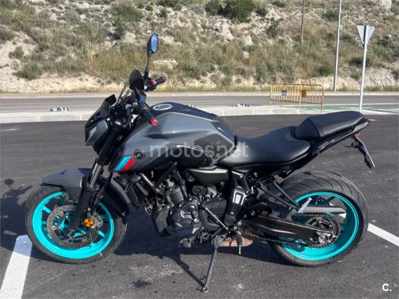 Yamaha MT-07 - Vista 4