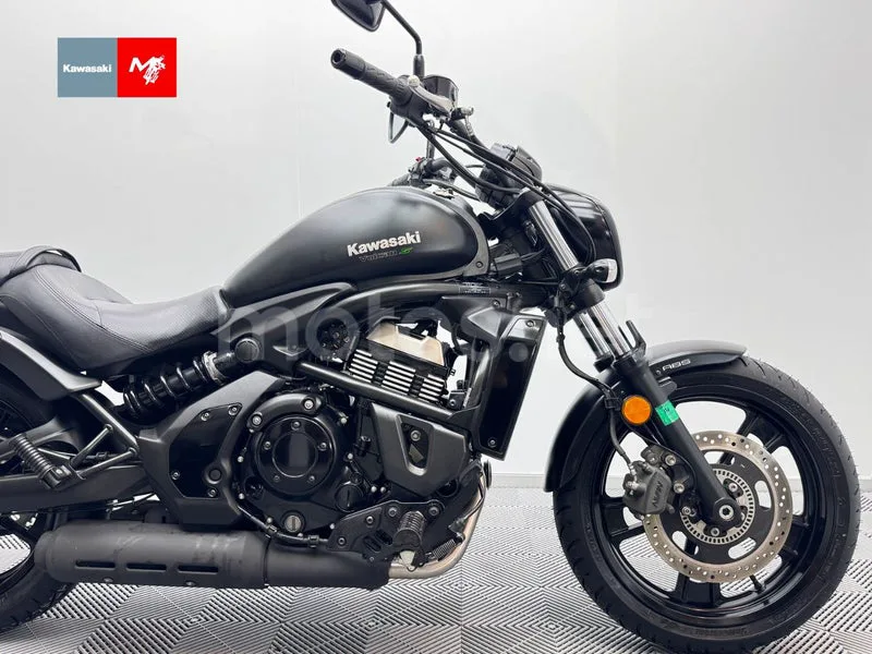 Kawasaki Vulcan S - Vista 3