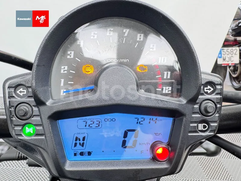 Kawasaki Vulcan S - Vista 8