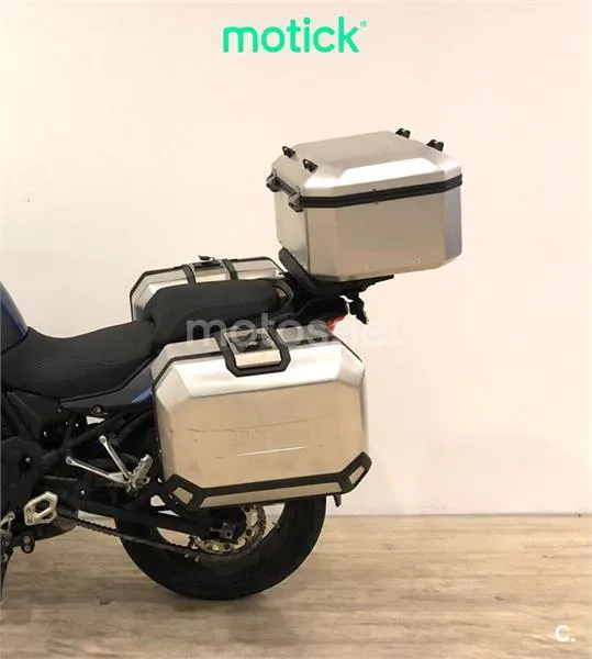 QJ Motor SRT 550 X - Vista 8