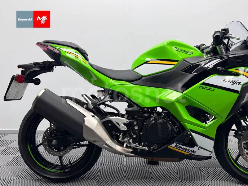 Kawasaki Ninja 500 - Vista 4