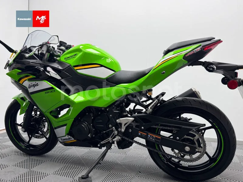 Kawasaki Ninja 500 - Vista 8