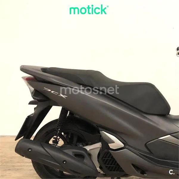 Honda PCX125 - Vista 3