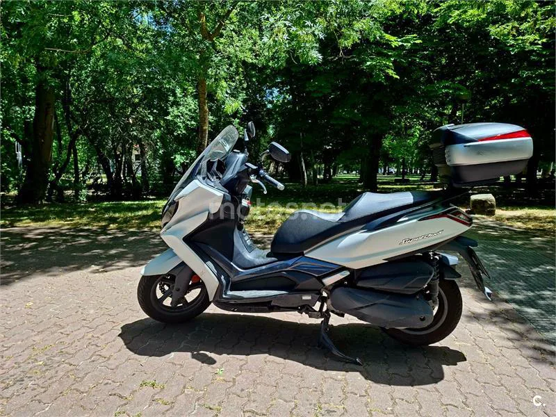 Kymco Super Dink 350 3150 € 2019 Araba - 1