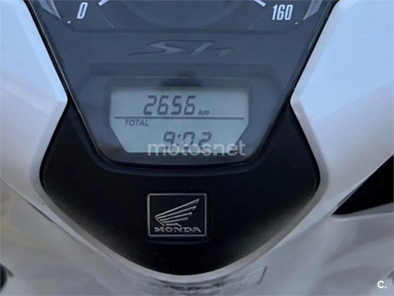 Honda SH125i - Vista 6