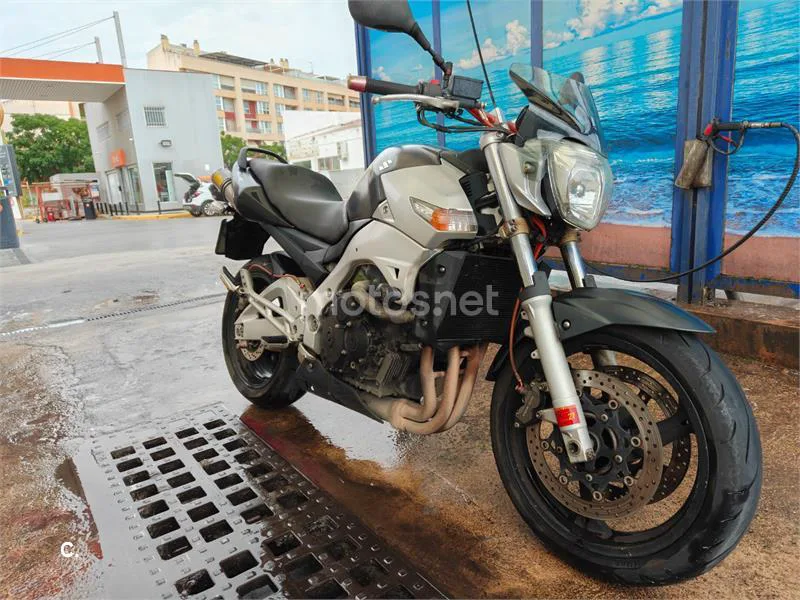 Suzuki GSR600 2100 € 2007 Valencia - 1