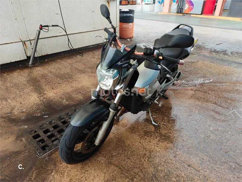 Suzuki GSR600 2100 € 2007 Valencia - 2