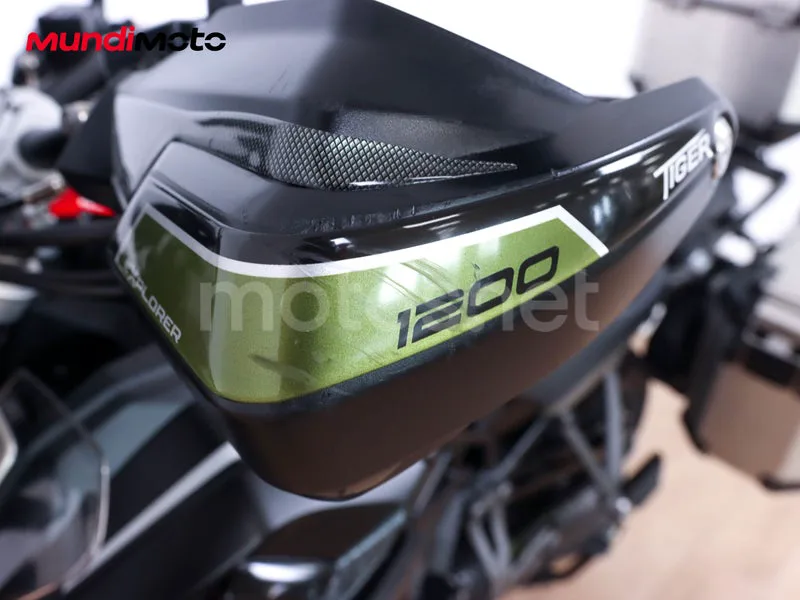 Triumph Tiger 1200 - Vista 24