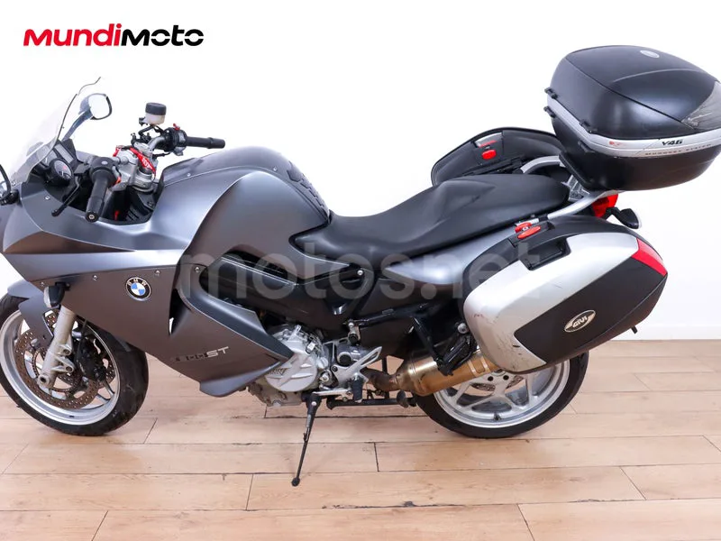 BMW F 800 ST - Vista 6