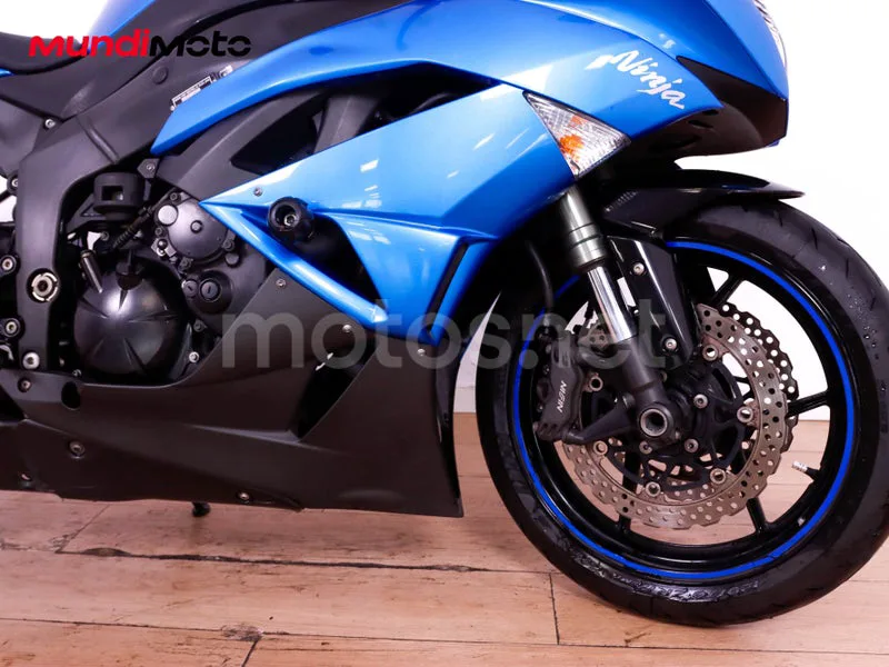 Kawasaki Ninja ZX-6R - Vista 32
