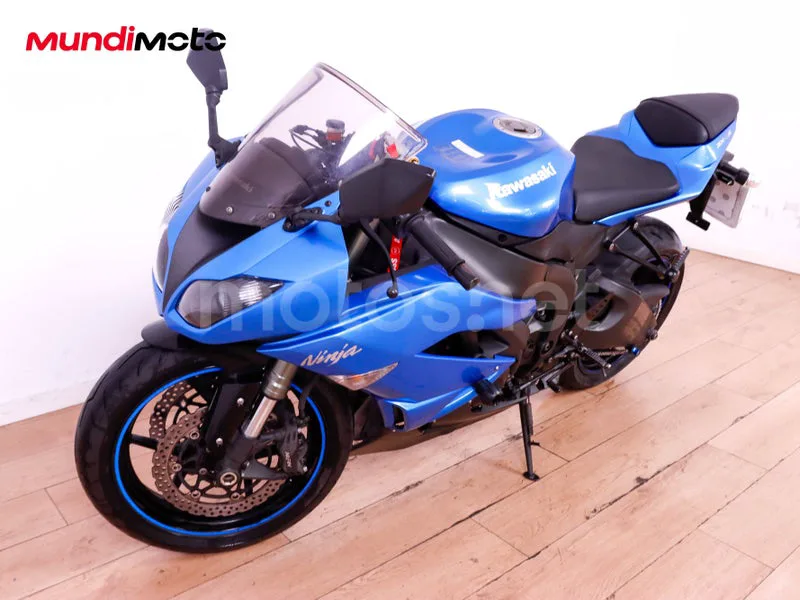 Kawasaki Ninja ZX-6R - Vista 7