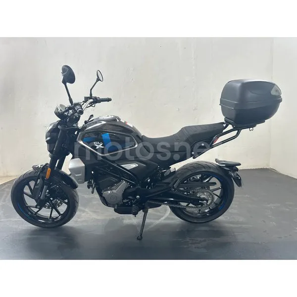 CFMOTO 300CL-X 2699 € 2023 Cádiz - 1