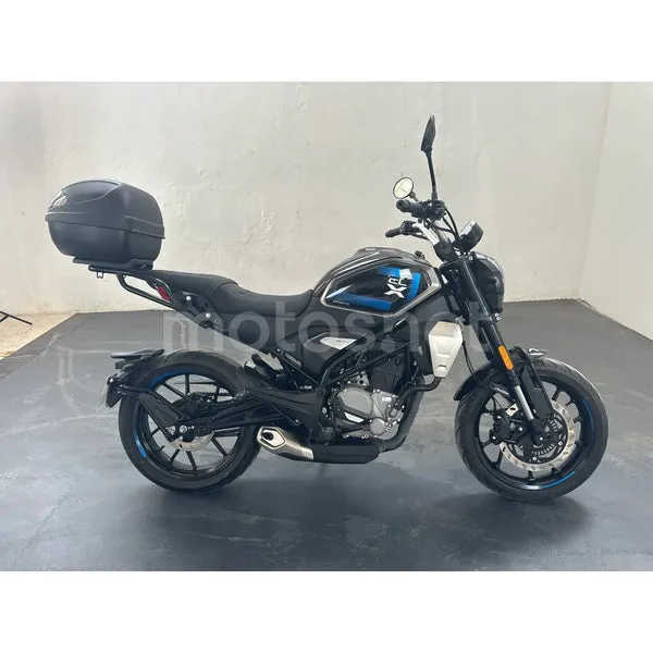 CFMOTO 300CL-X 2699 € 2023 Cádiz - 2