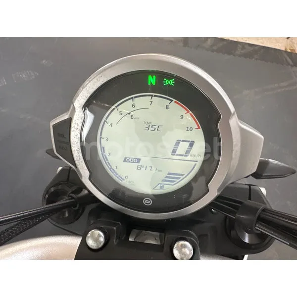 CFMOTO 300CL-X - Vista 8