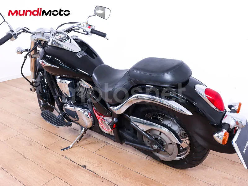 Kawasaki VN900 Classic - Vista 8