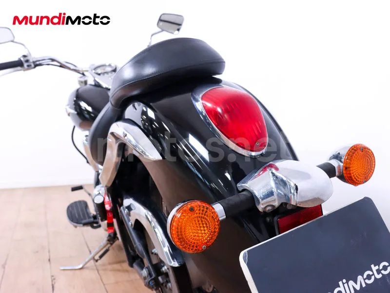 Kawasaki VN900 Classic - Vista 9