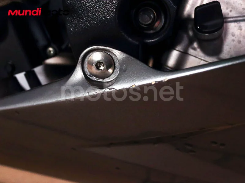 Triumph Daytona 675 - Vista 20