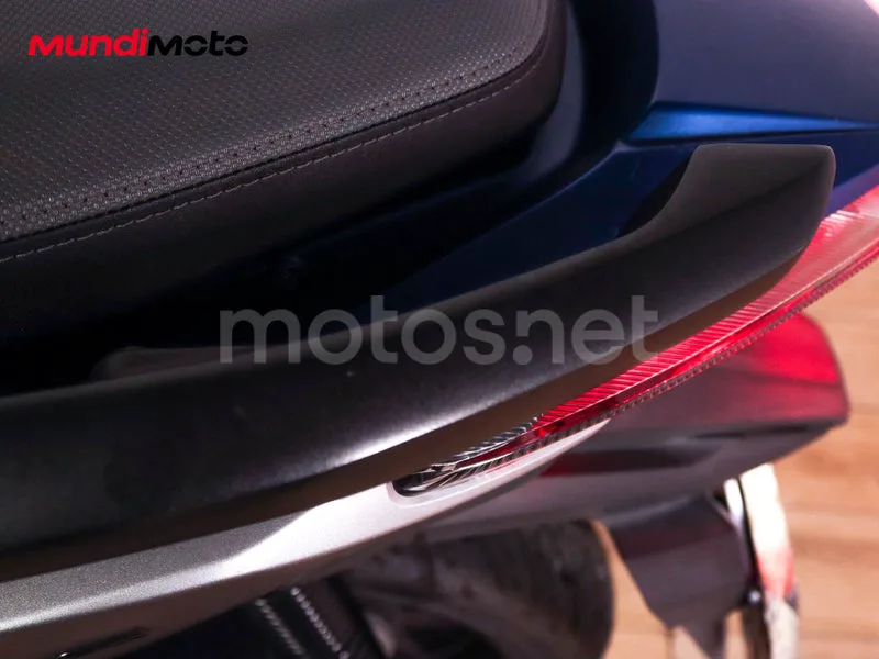 Honda Forza 125 - Vista 24