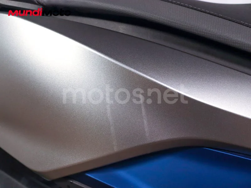 Honda Forza 125 - Vista 32