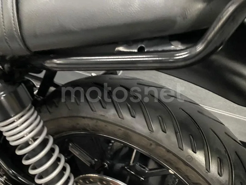 Triumph Speed Twin 900 - Vista 23