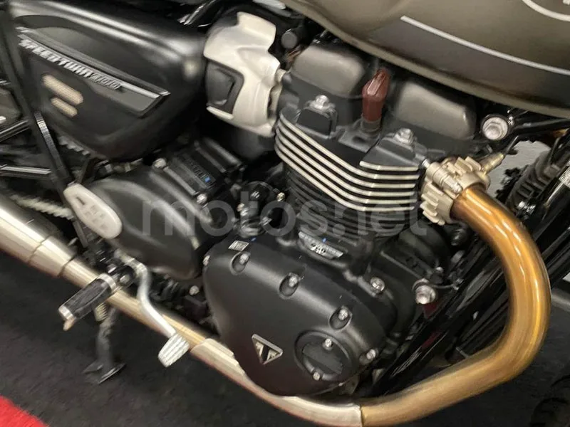 Triumph Speed Twin 900 - Vista 5