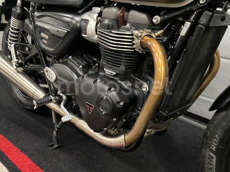 Triumph Speed Twin 900 - Vista 6