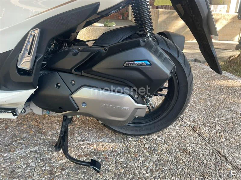 QJ Motor MTX 125 - Vista 13