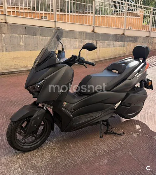 Yamaha XMAX 300 5000 € 2022 Madrid - 1