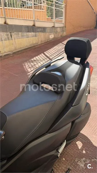Yamaha XMAX 300 - Vista 8