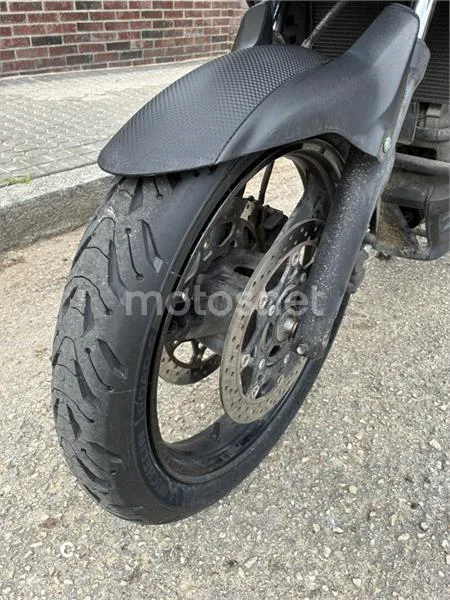 Suzuki V-Strom 650 - Vista 5