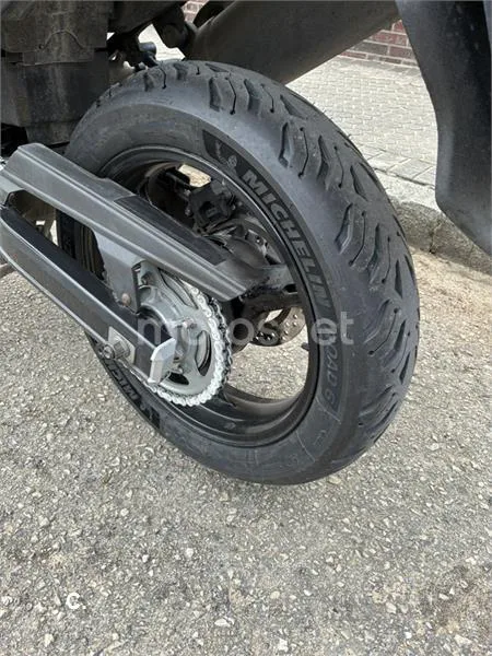 Suzuki V-Strom 650 - Vista 6