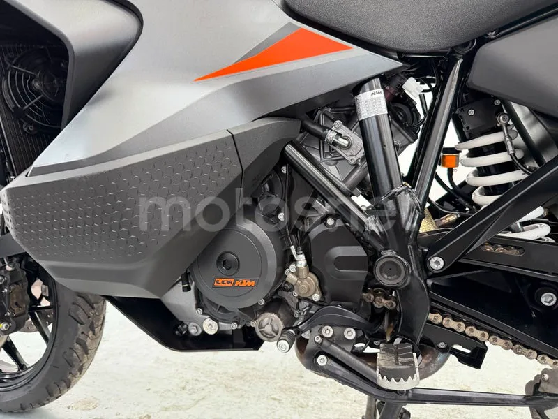 KTM 1290 Super Adventure - Vista 12