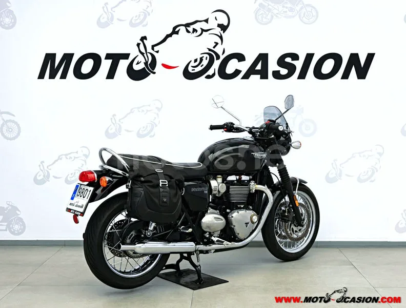 Triumph Bonneville T120 - Vista 3