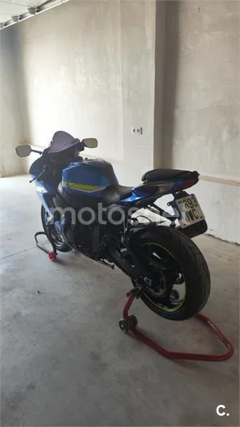 Suzuki GSX-R600 - Vista 4