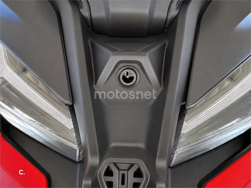 Voge SR1 ADV 125 - Vista 6