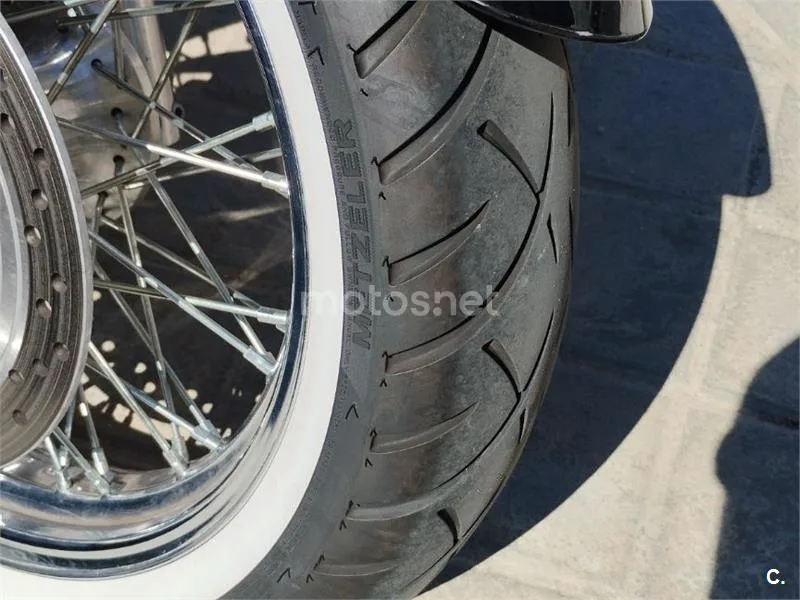 Honda Shadow 750 - Vista 7