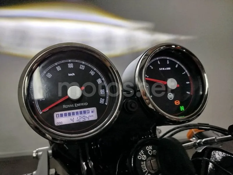Royal Enfield Continental GT 650 - Vista 13