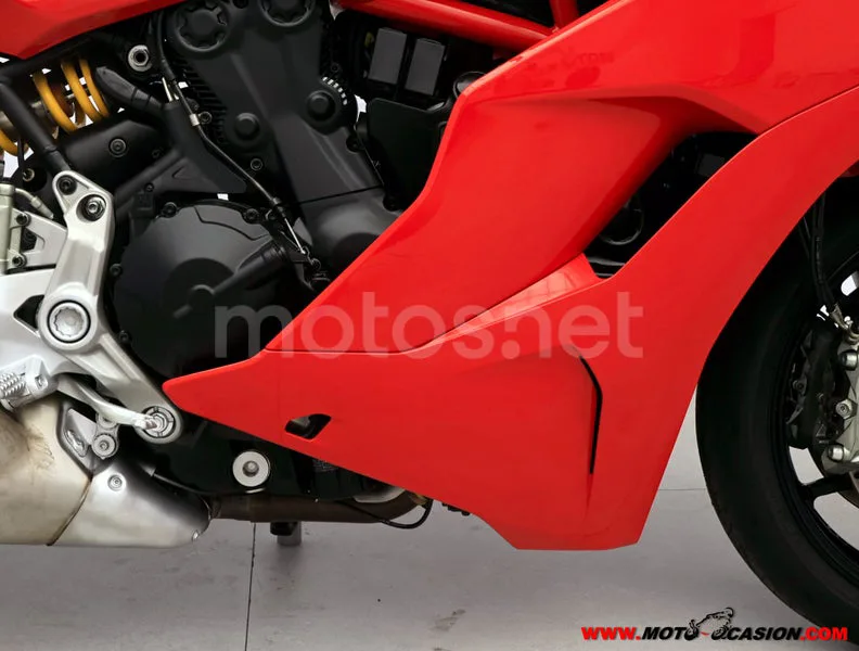 Ducati SuperSport - Vista 5