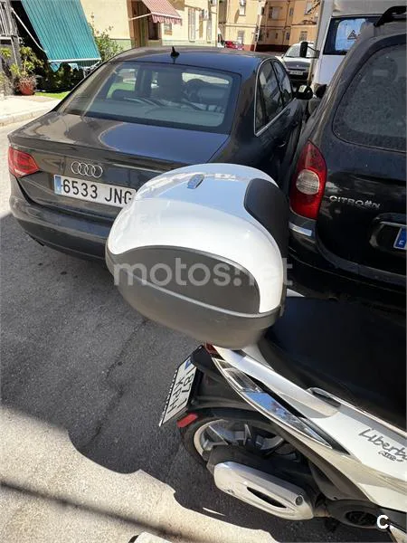 Piaggio Liberty 125 - Vista 4