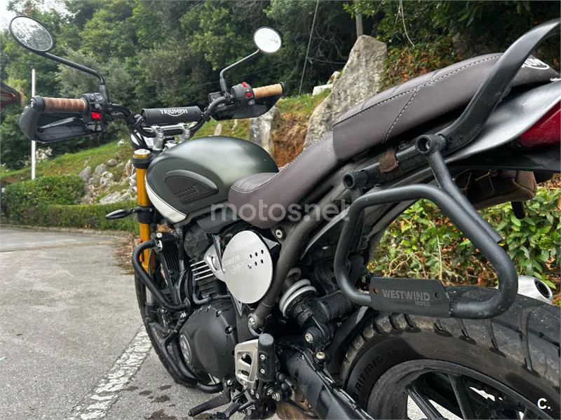 Triumph Scrambler 400 X - Vista 6
