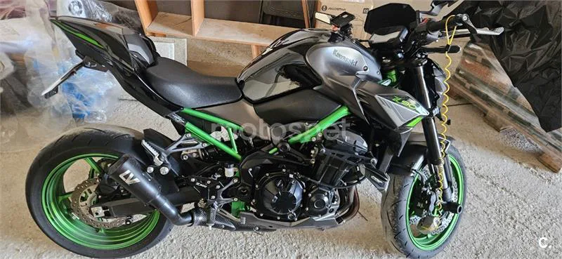 Kawasaki Z900 - Vista 8