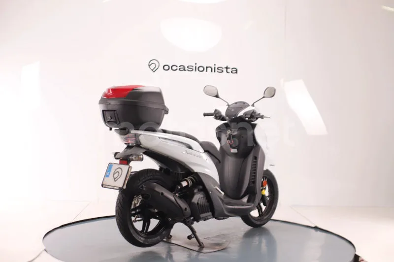 Yamaha Xenter 125 - Vista 3