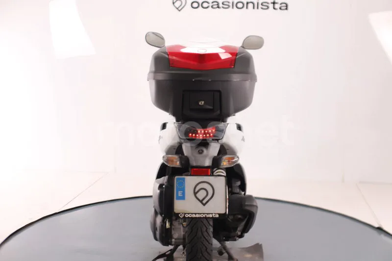 Yamaha Xenter 125 - Vista 10