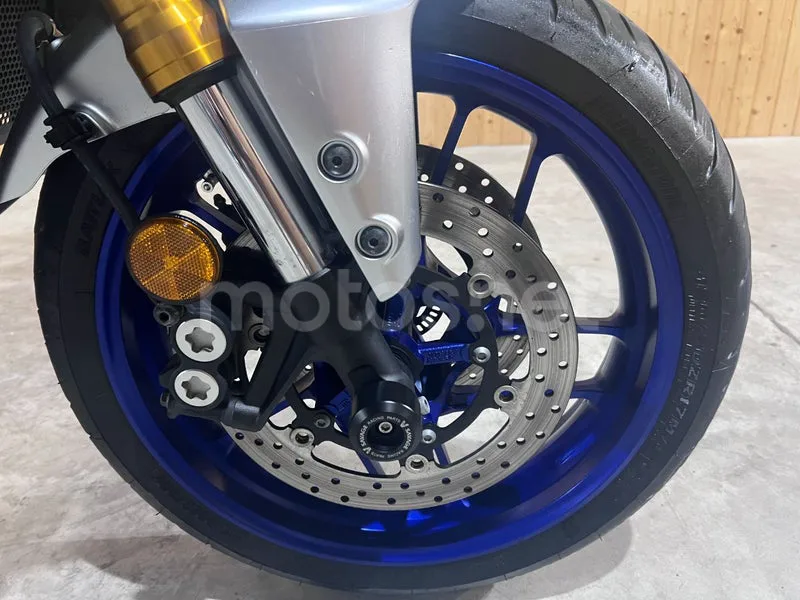 Yamaha Tracer 9 - Vista 17