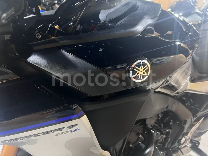 Yamaha Tracer 9 - Vista 52