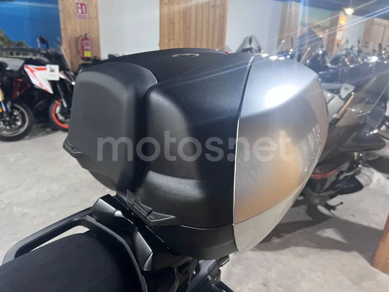 Yamaha Tracer 9 - Vista 66